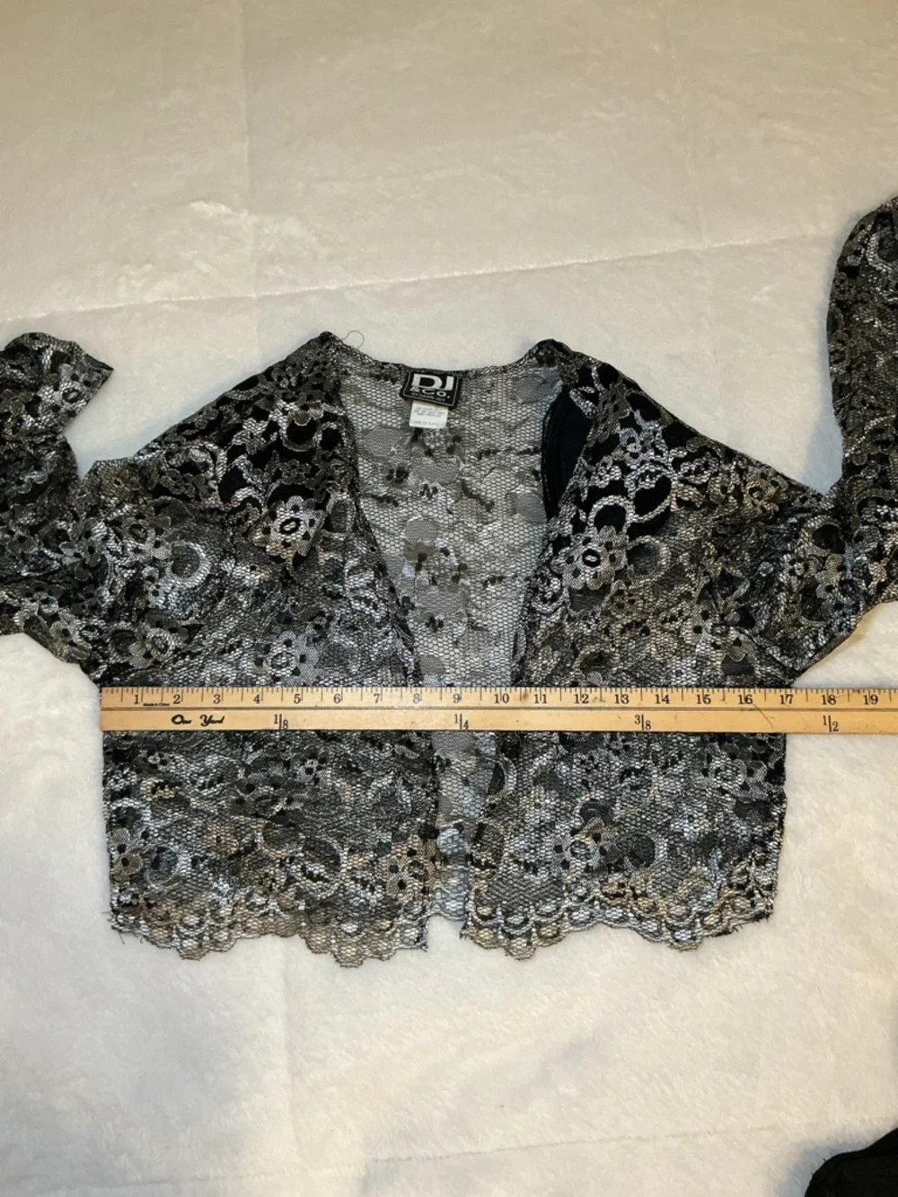 Silver Lace Cropped Bolero Shrug - Picture 7 of 10